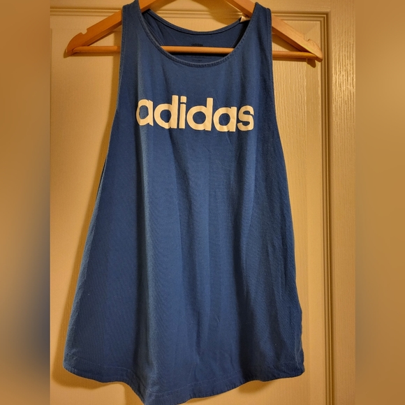 Adidas Athletic tank Sz Medium - Picture 1 of 3